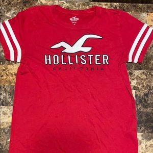 this is a hollister short sleeve shirt.